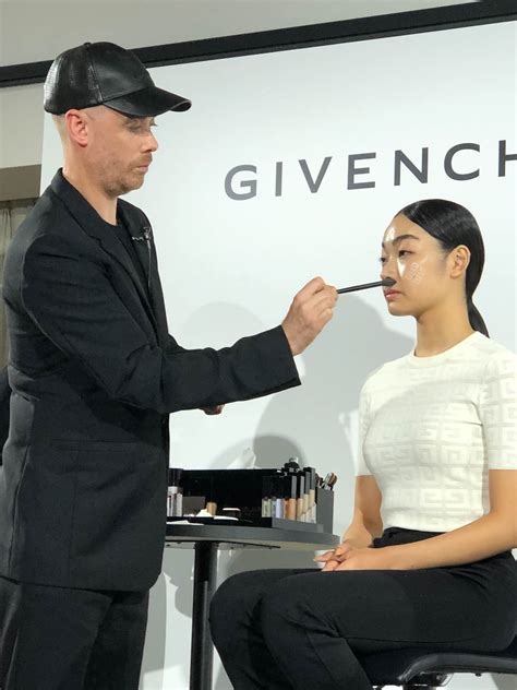 givenchy メイクアップアーティスト|「ジバンシイ」新メイクアップクリエイティブディレクターにト .